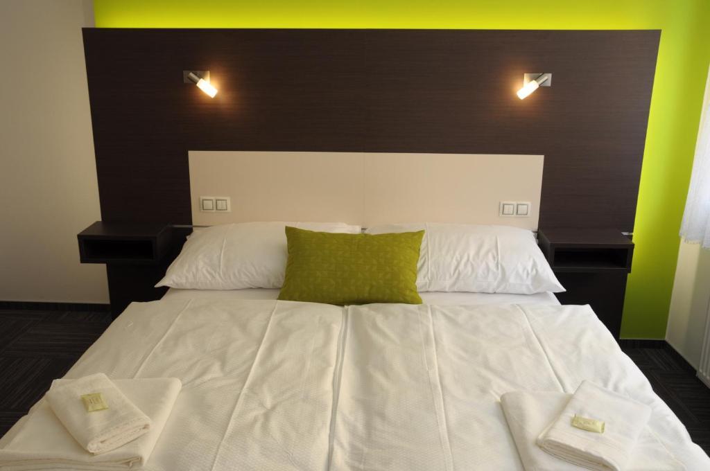 Hotel Kaskada Ledeč nad Sázavou 部屋 写真