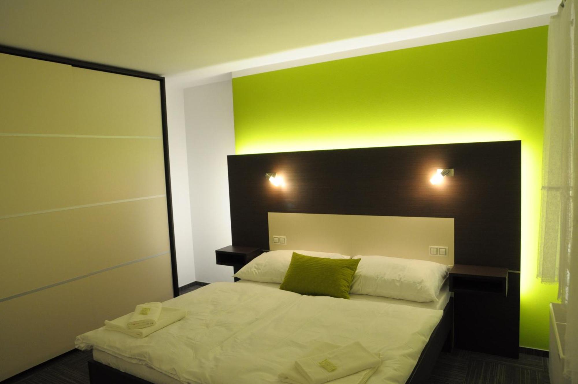 Hotel Kaskada Ledeč nad Sázavou エクステリア 写真