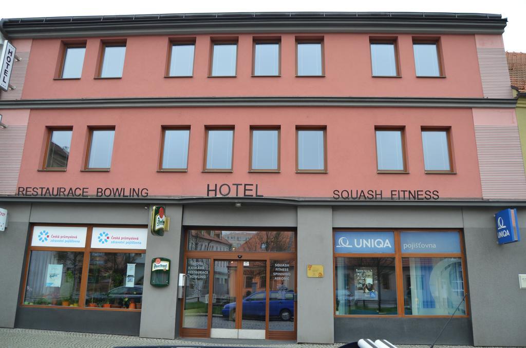 Hotel Kaskada Ledeč nad Sázavou エクステリア 写真
